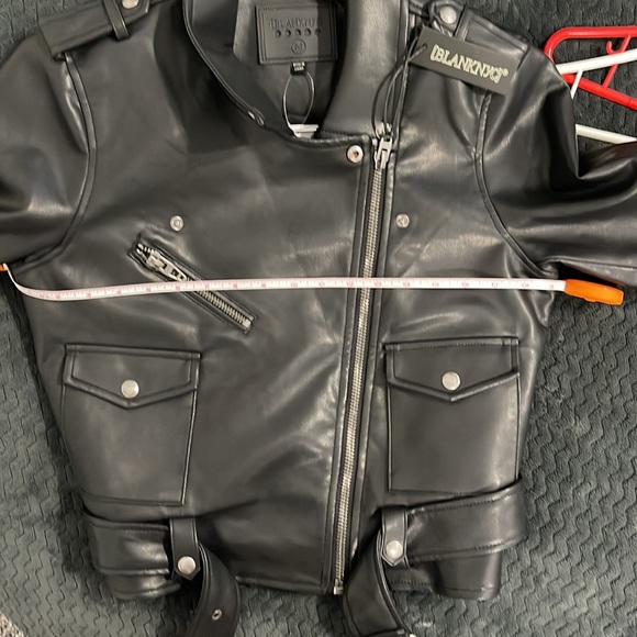 NWT Blank NYC Black Faux Leather Moto Jacket Size M 🖤 - Picture 7 of 7